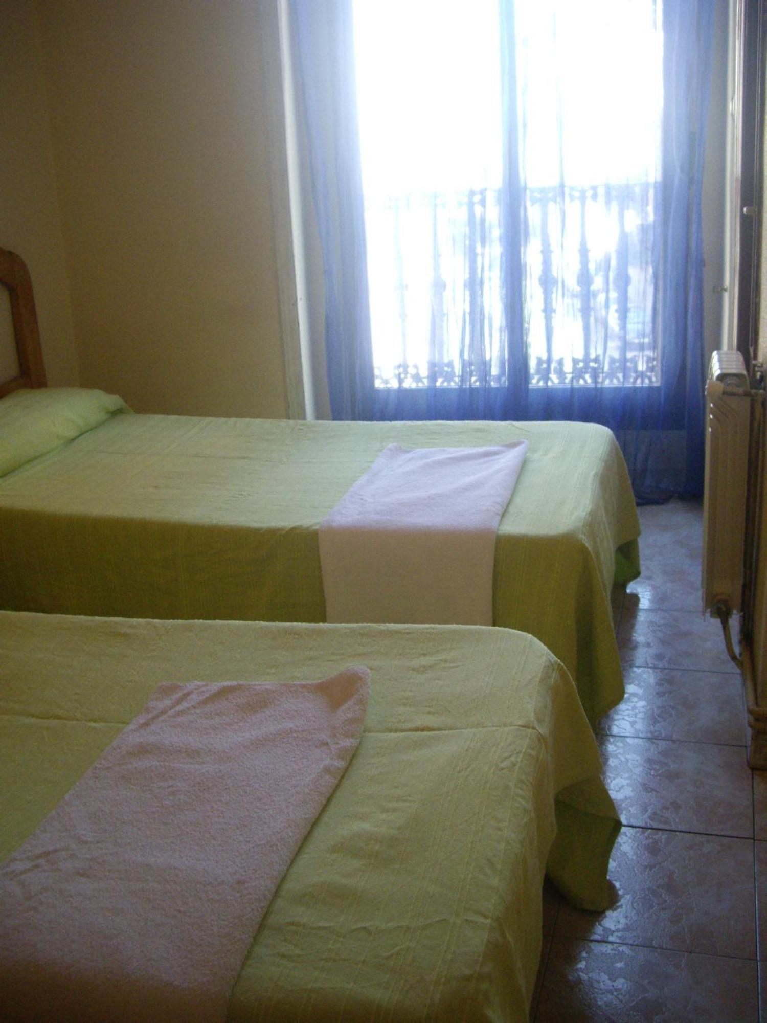 Hostal Pacios مدريد المظهر الخارجي الصورة