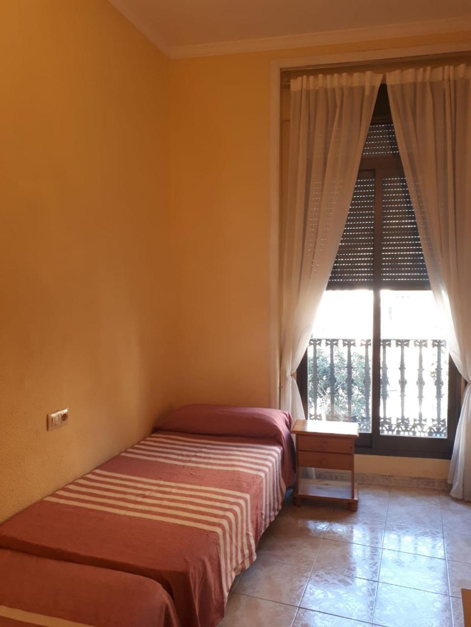 Hostal Pacios مدريد المظهر الخارجي الصورة