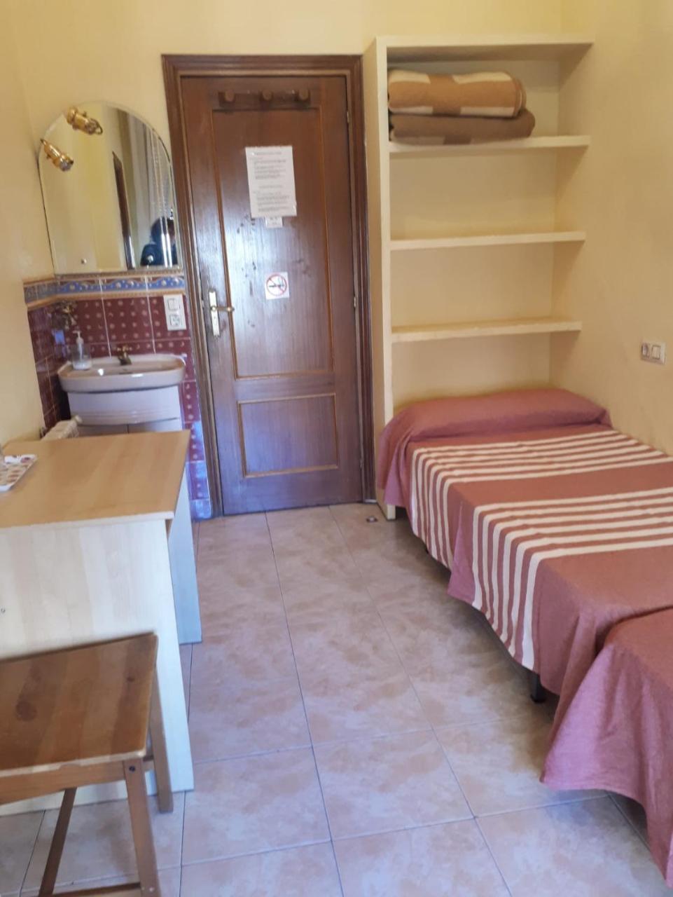 Hostal Pacios مدريد المظهر الخارجي الصورة